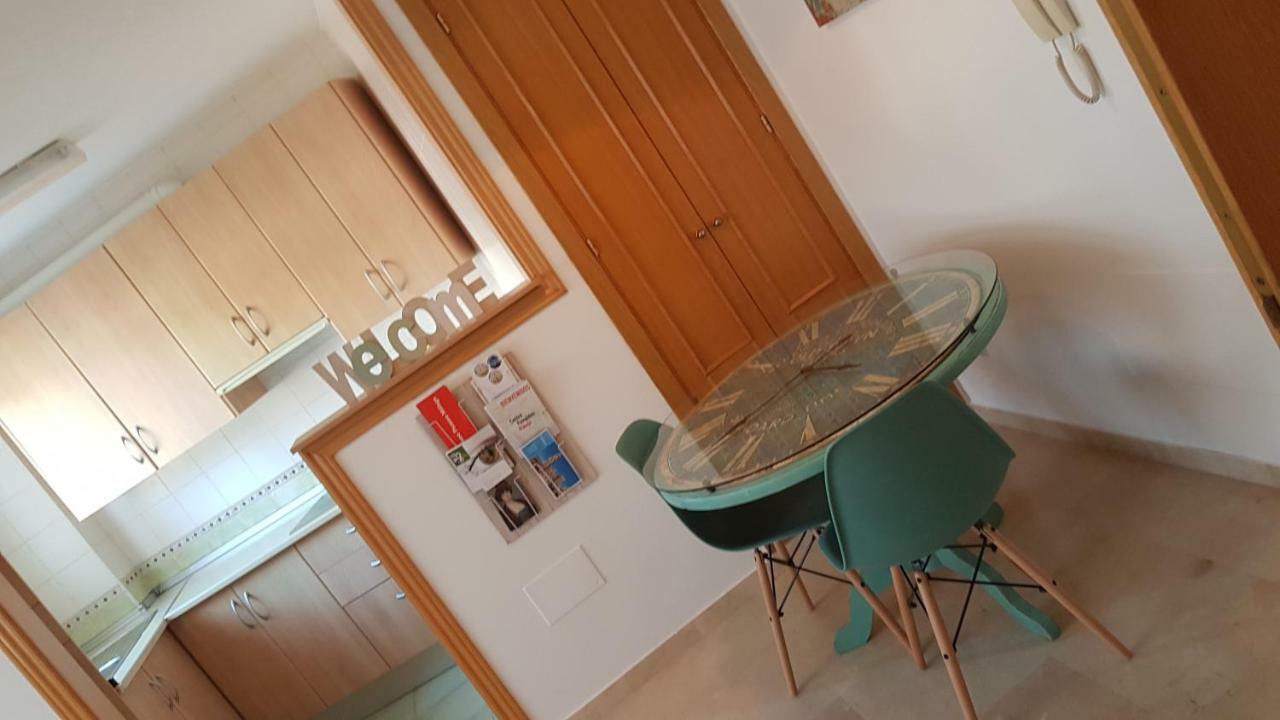 Apartamento Малага Екстериор снимка