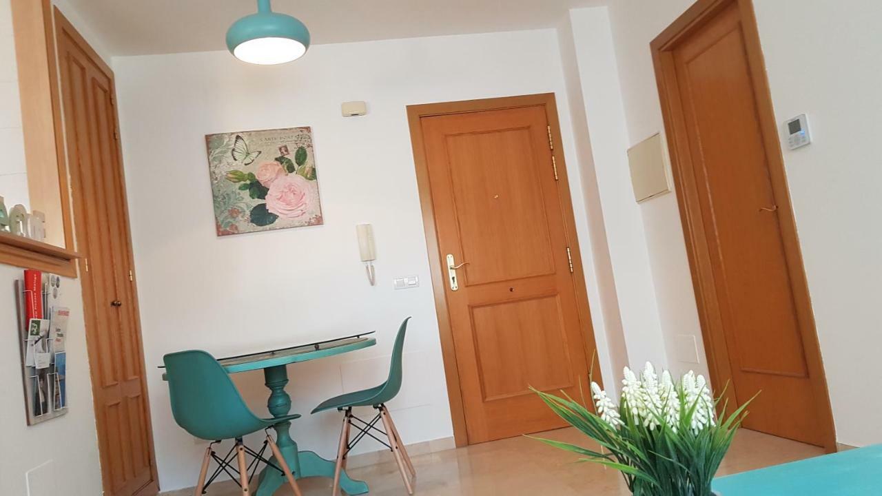 Apartamento Малага Екстериор снимка