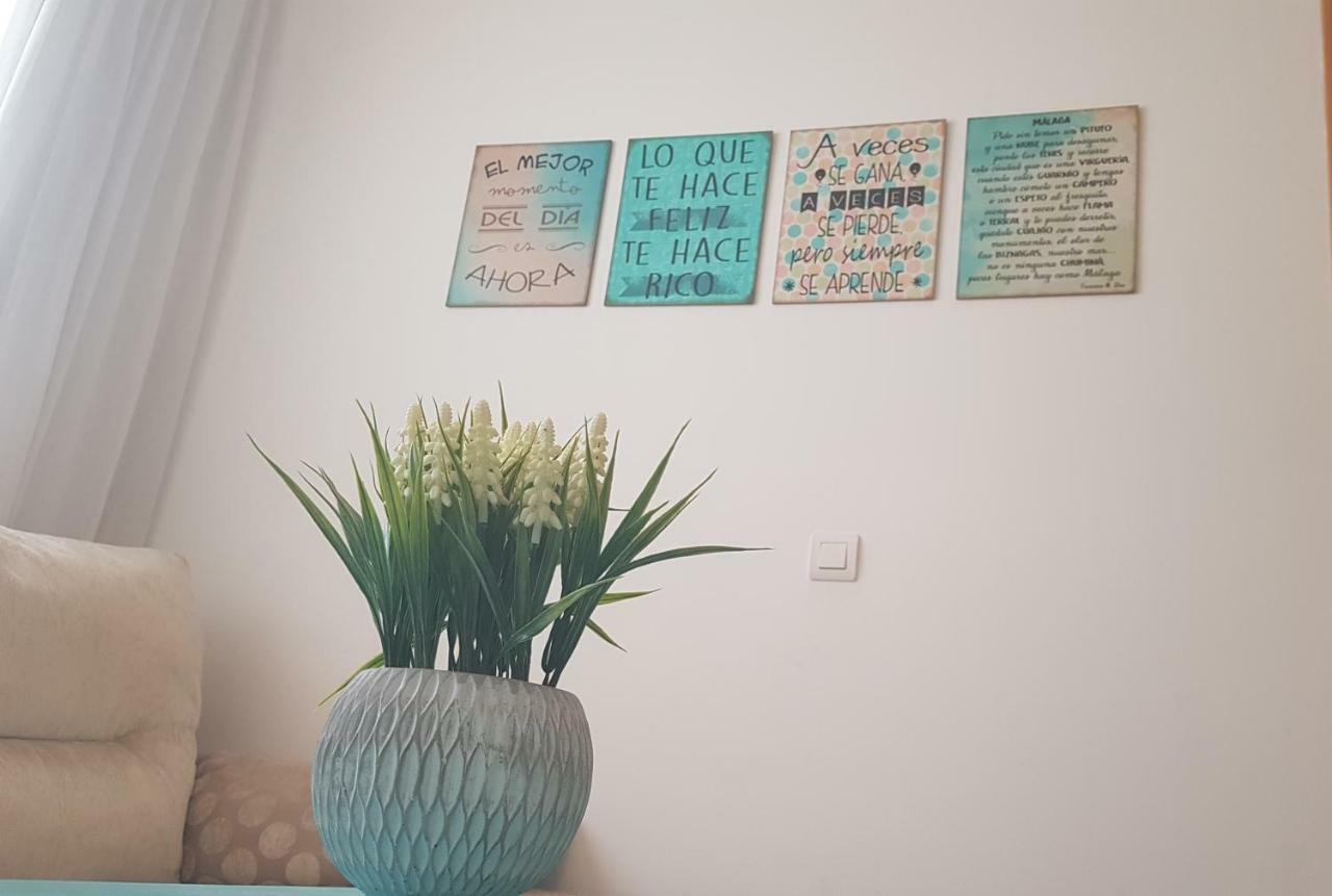 Apartamento Малага Екстериор снимка